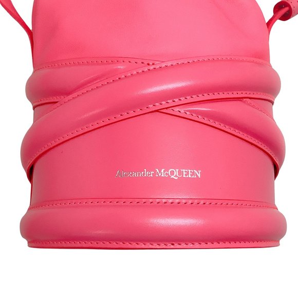Alexander McQueen Neon Pink Soft Curve Drawstring Bag - Picture 4 of 7